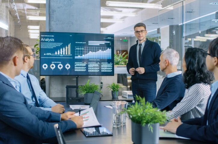 Young,Stock,Trader,Shows,To,The,Executive,Managers,Cryptocurrency,And Chicago Conference Room Audio Video Solutions